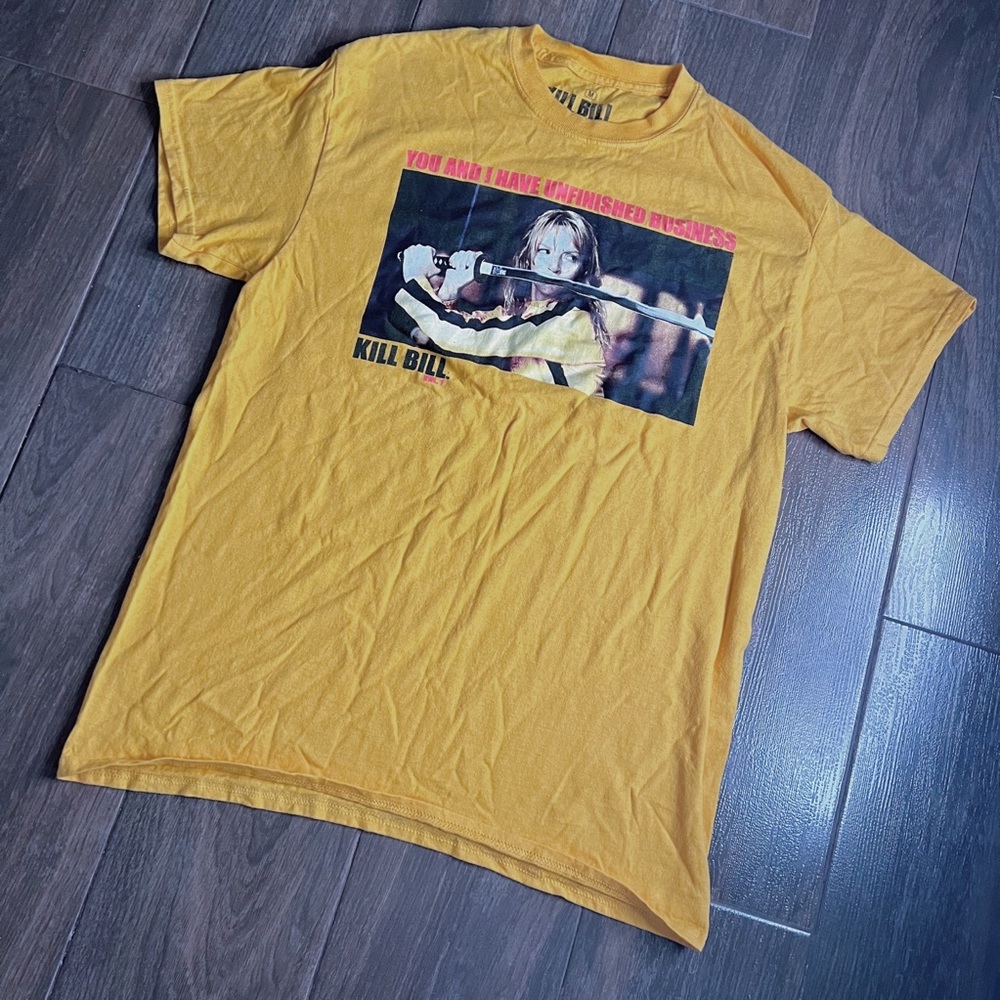 Kill Bill Men’s Medium T Shirt Sword Yellow Quentin Tarantino Volume 1
